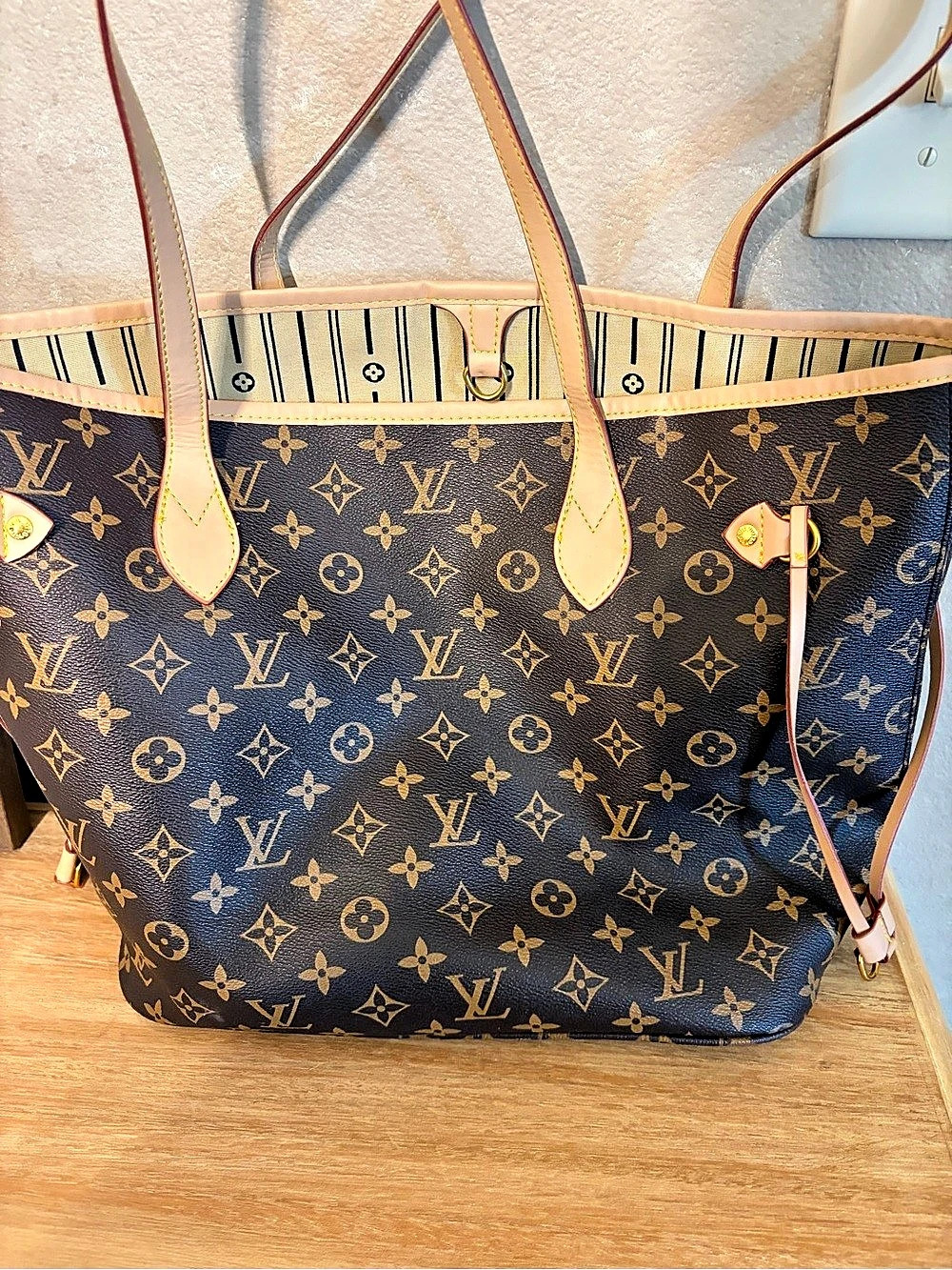 Monogram Tote - Picture 2 of 10